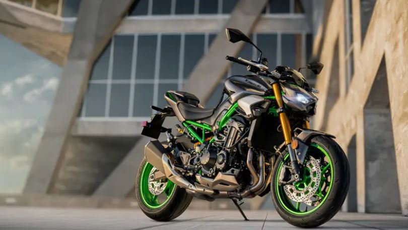 New 2025 Kawasaki Z900 SE